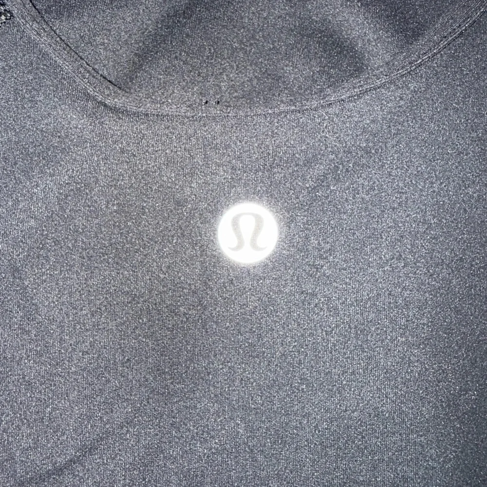 Lululemon Align T-Shirt Black Size 6 - Picture 5 of 5